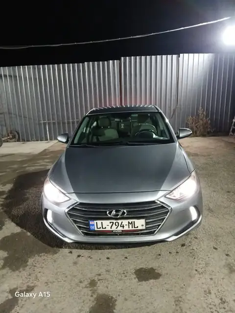 Hyundai Elantra 2016