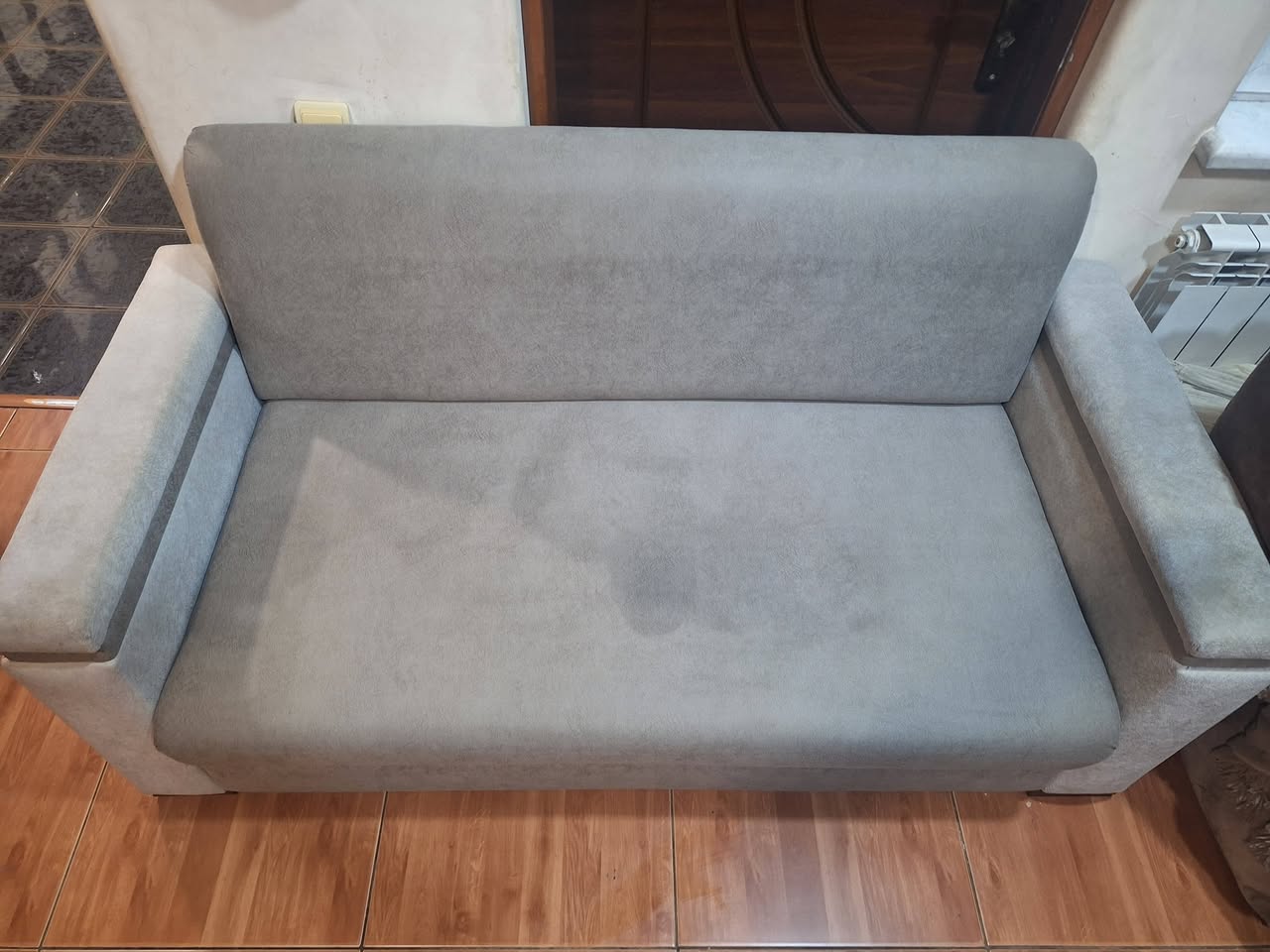 Grey sofa, in excellent condition