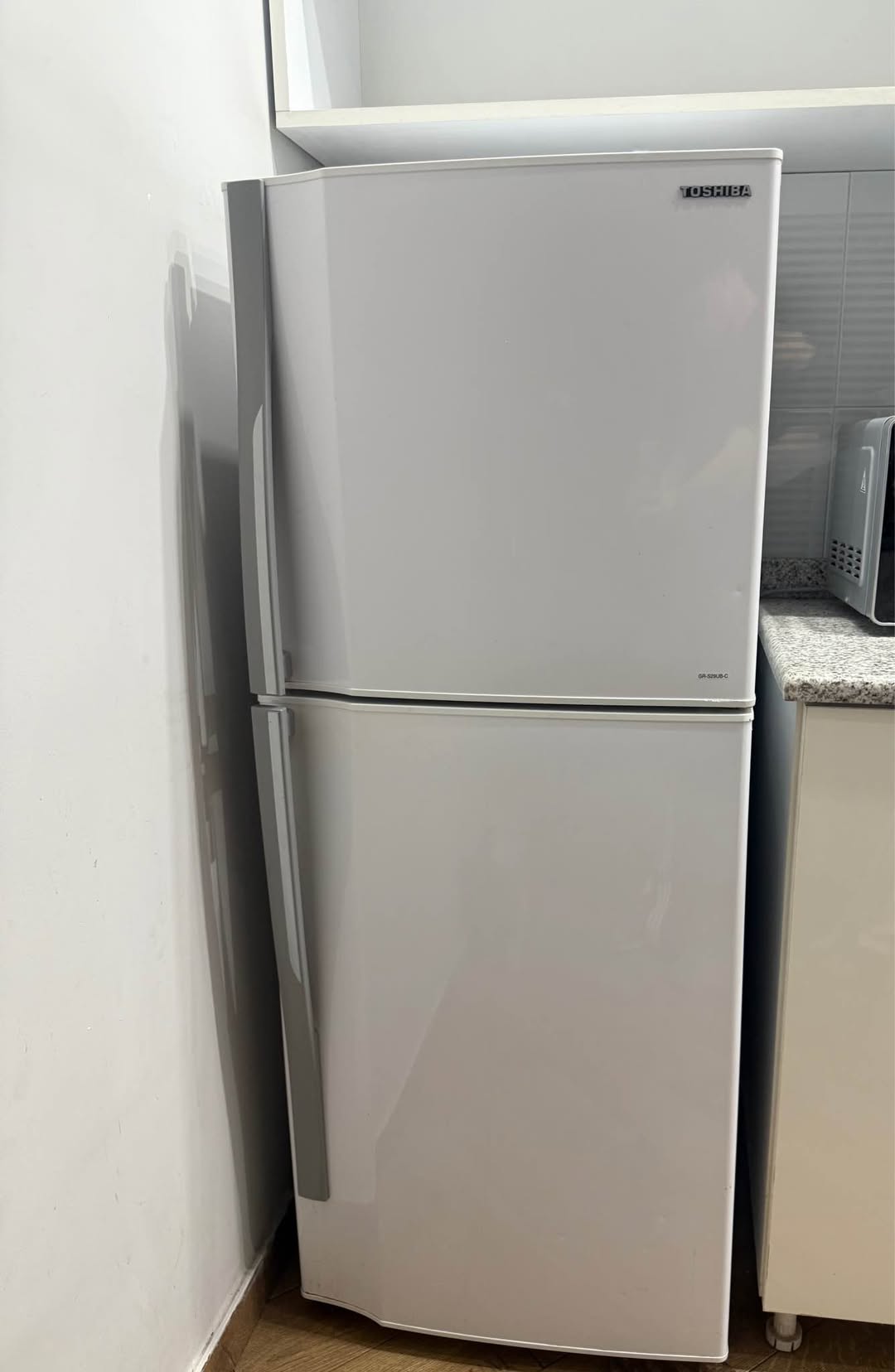 Toshiba refrigerator 135 cm, top freezer
