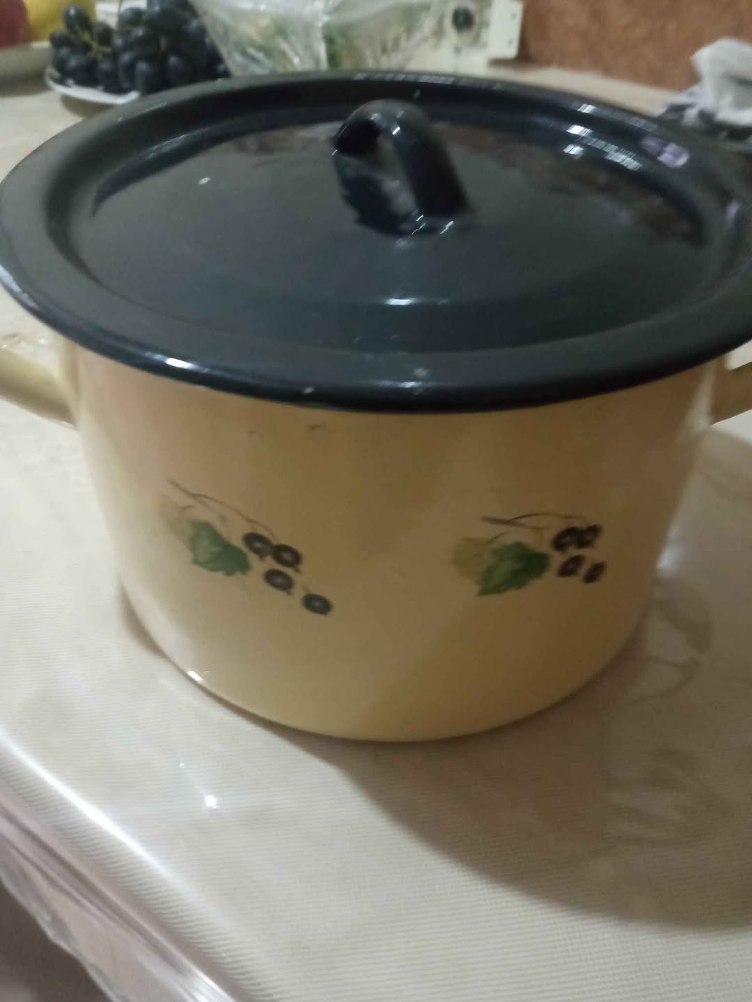 Emallı qazan, tutumu 3,5 litr