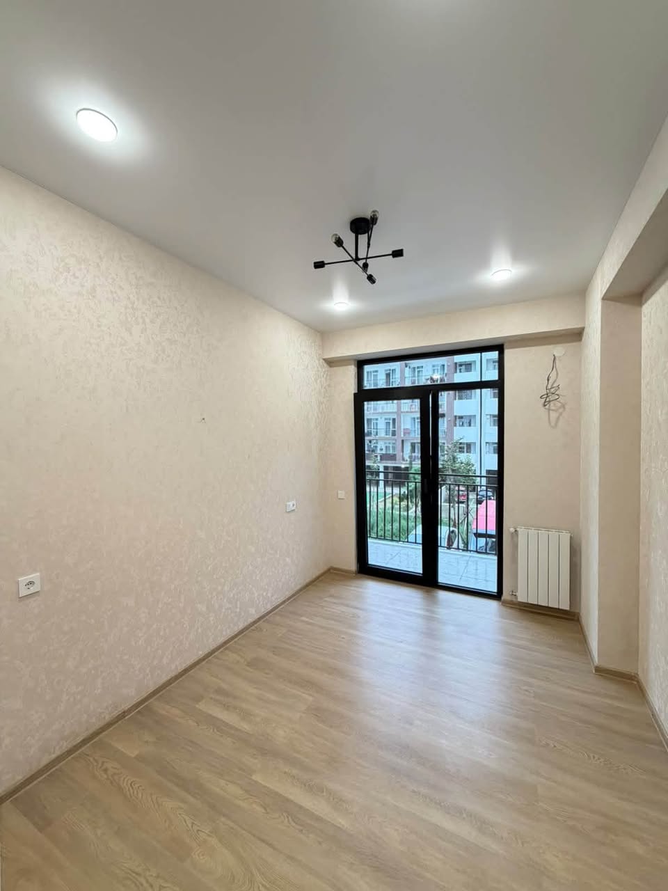 Продается 2-комнатная квартира, Тбилиси — $75,000
