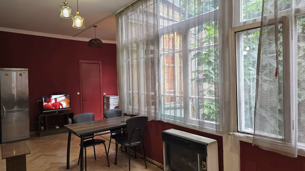 For sale in Chugureti, on Baku street, a 3-room apartment — $145,000