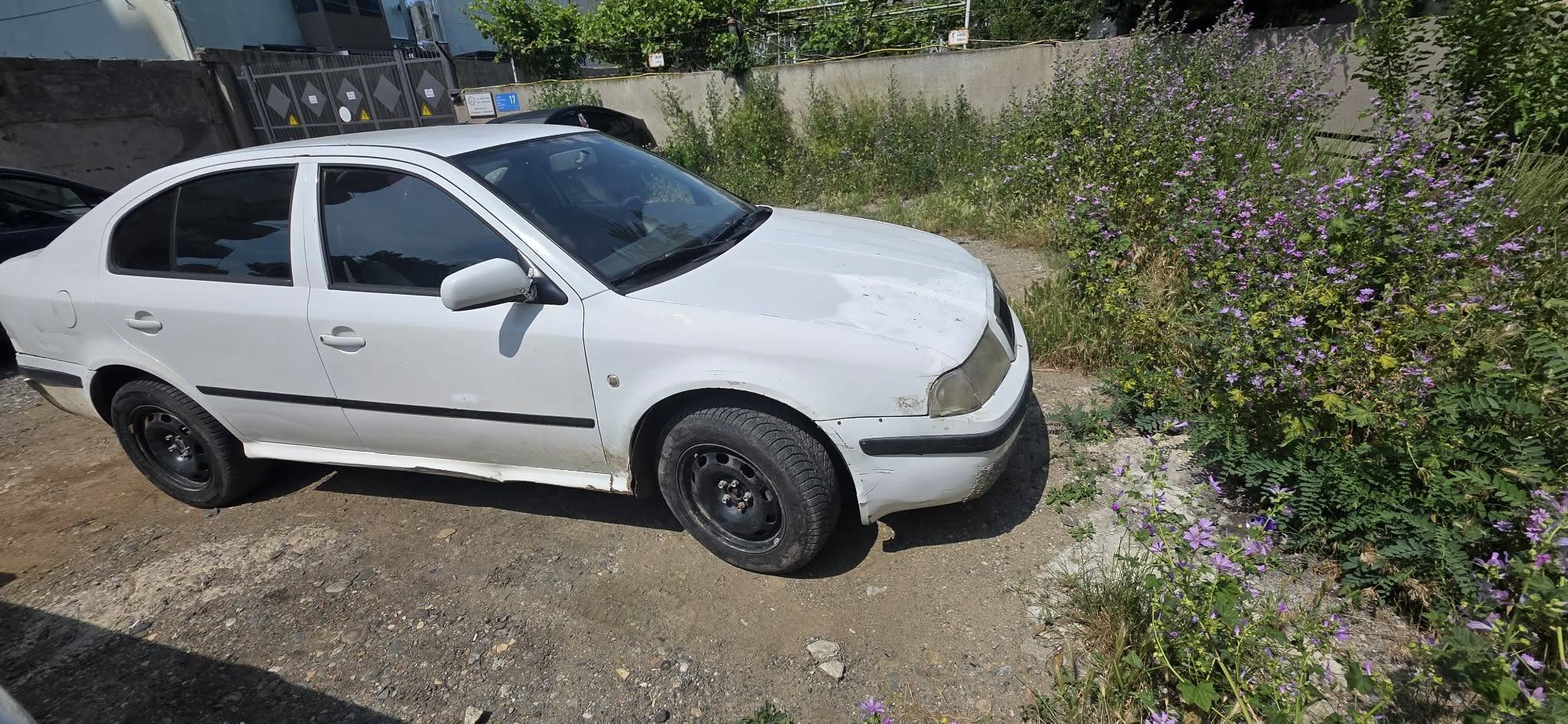Продаётся Шкода Октавия, технически исправна, визуал — 1,300$
