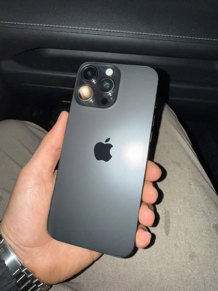 iPhone 16 Pro Max 256GB, exchange offer