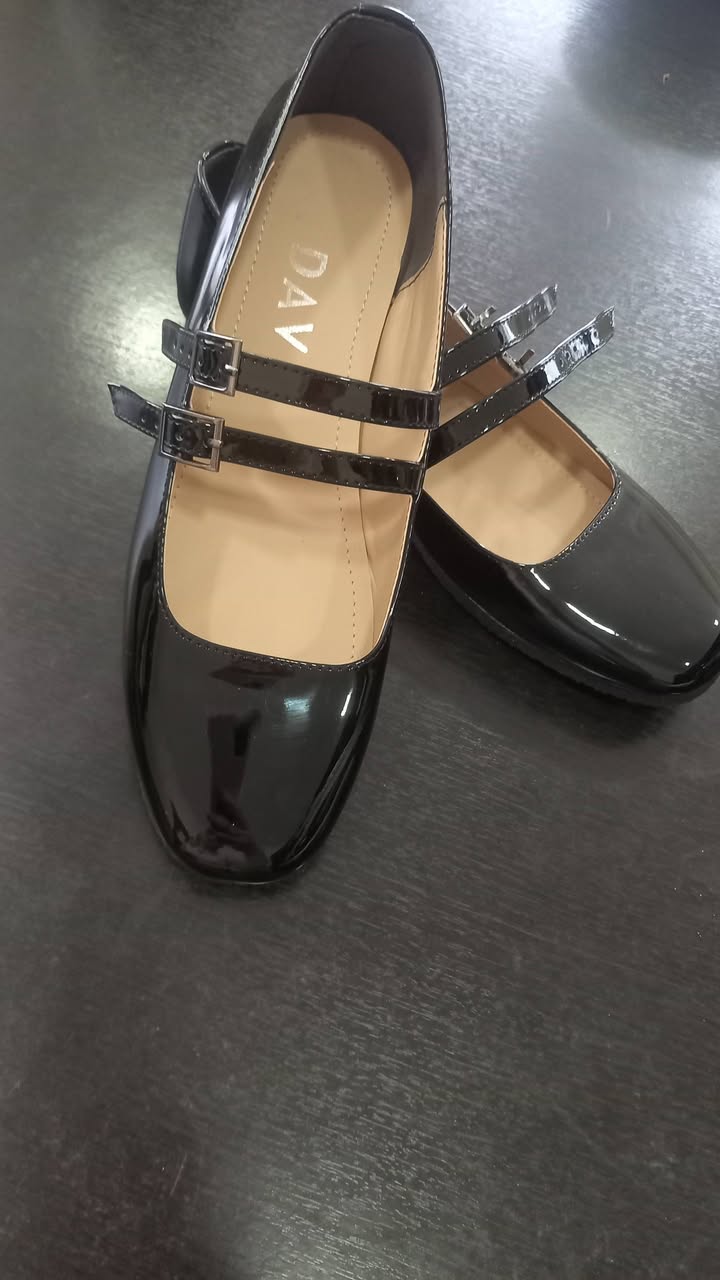 Продаются 🥿 черные лаковые туфли, 40 — 70₾