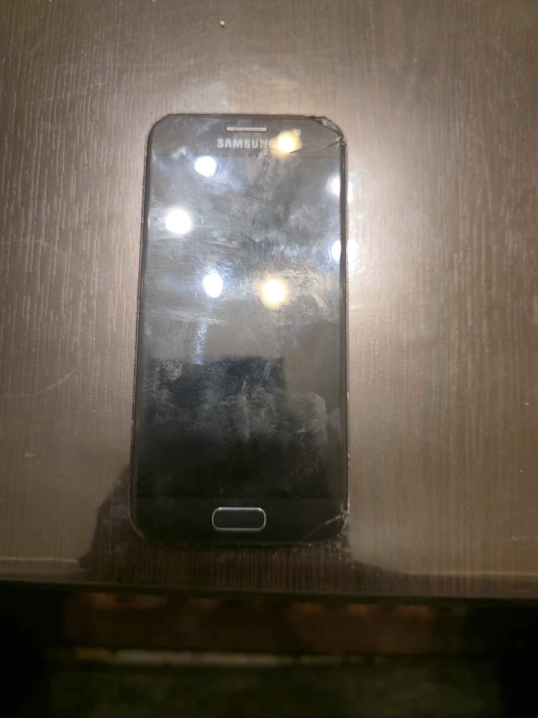 Samsung Galaxy A3 2017, աշխատող