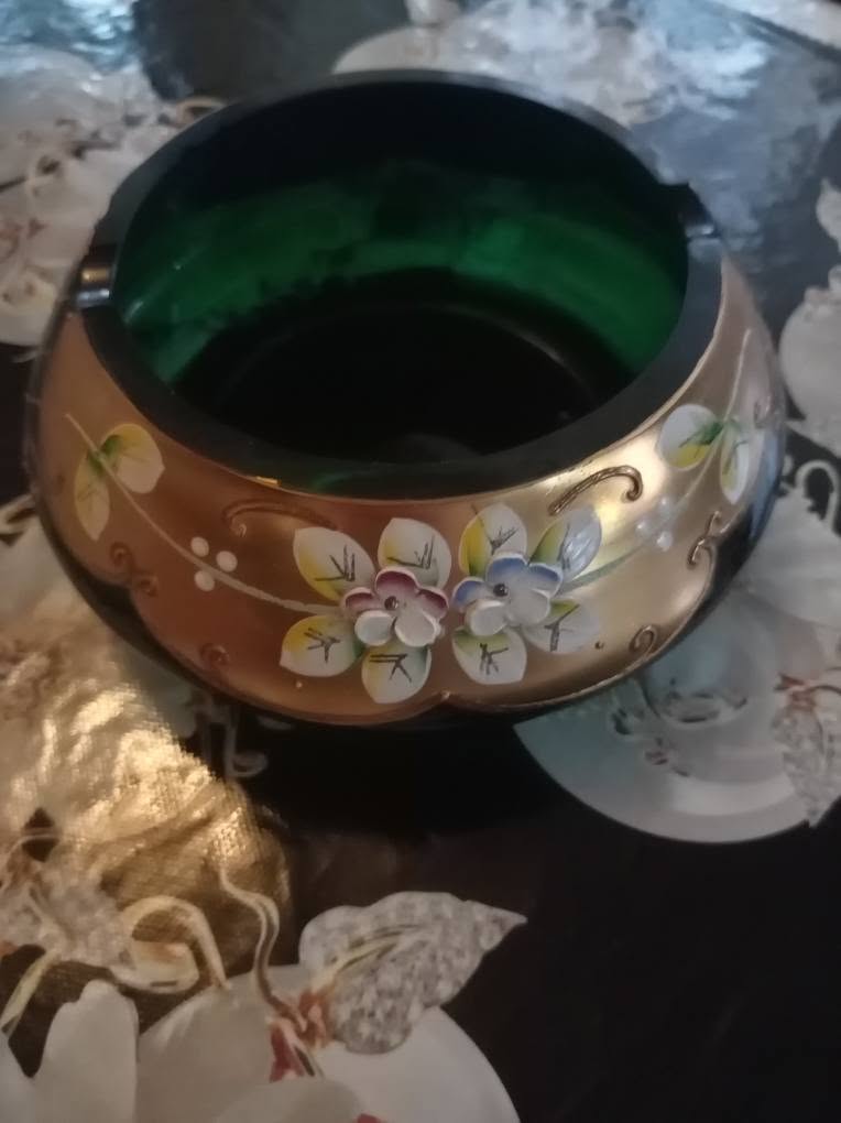 ხელით ნახატი მინის კულქანი