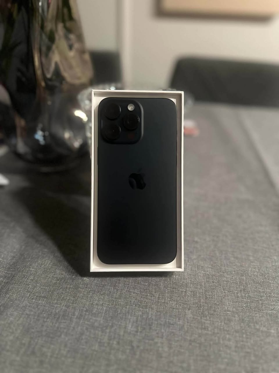 iPhone 15 Pro Max 256GB, 78% battery