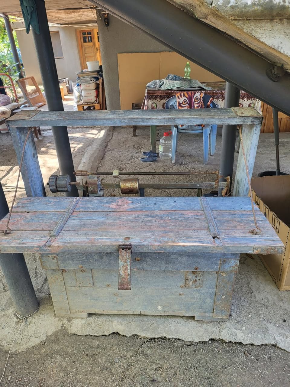 Scales with hooks, weight 520 kg — 250₾ for sale