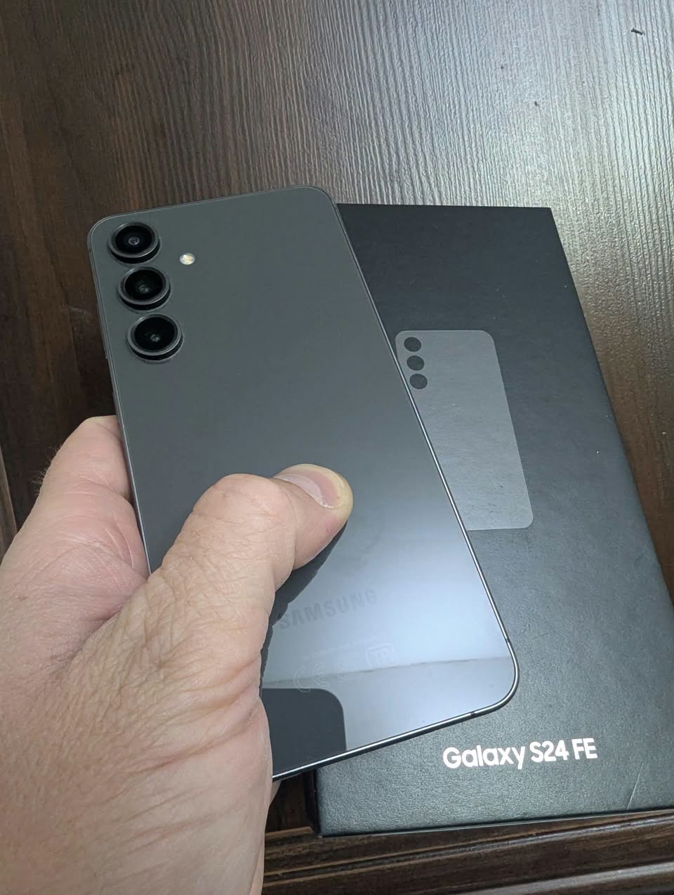 Satılır və ya dəyişdirilir samsung s24 FE