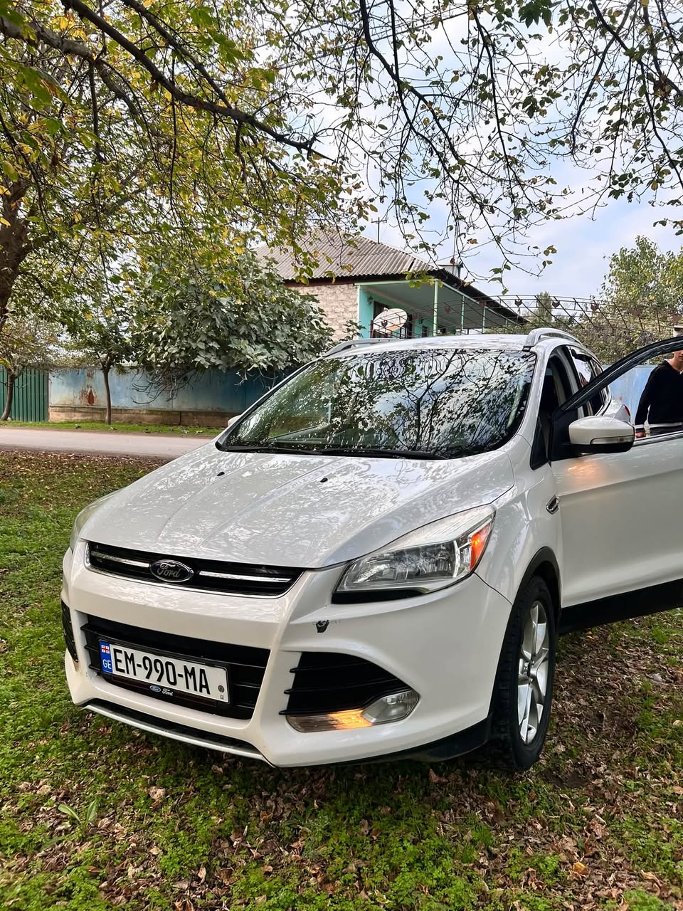 Avtomobil 6000 dolar