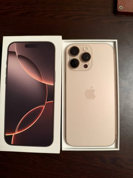iPhone 16 Pro Max, ბატარეა 90%