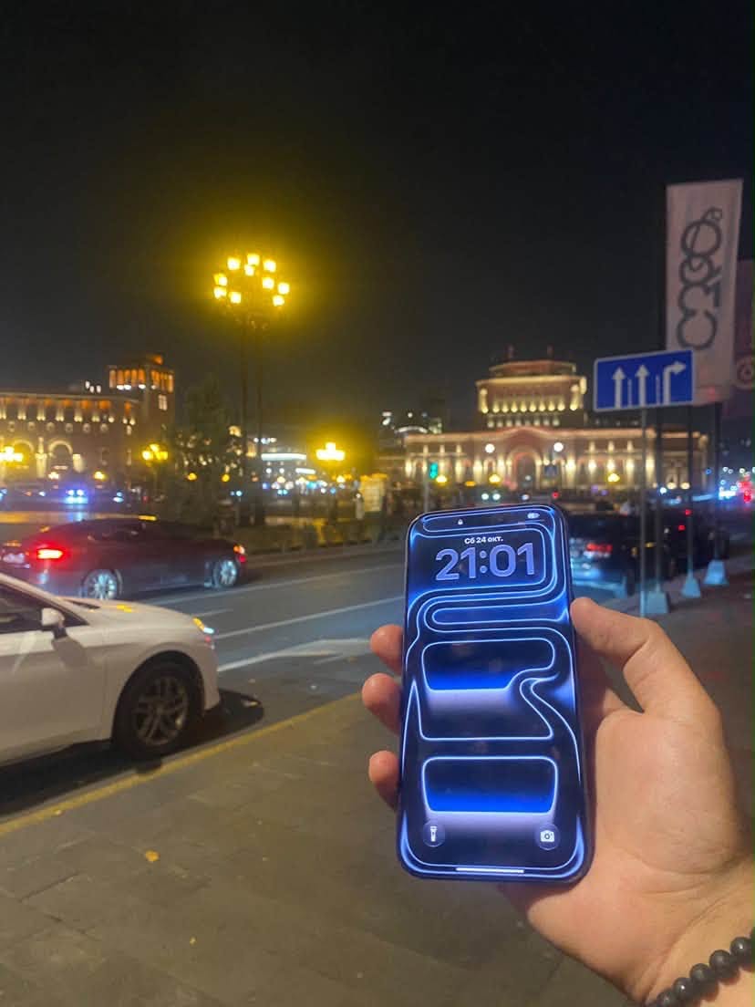 iPhone 17 Pro Max eSIM, в коробке