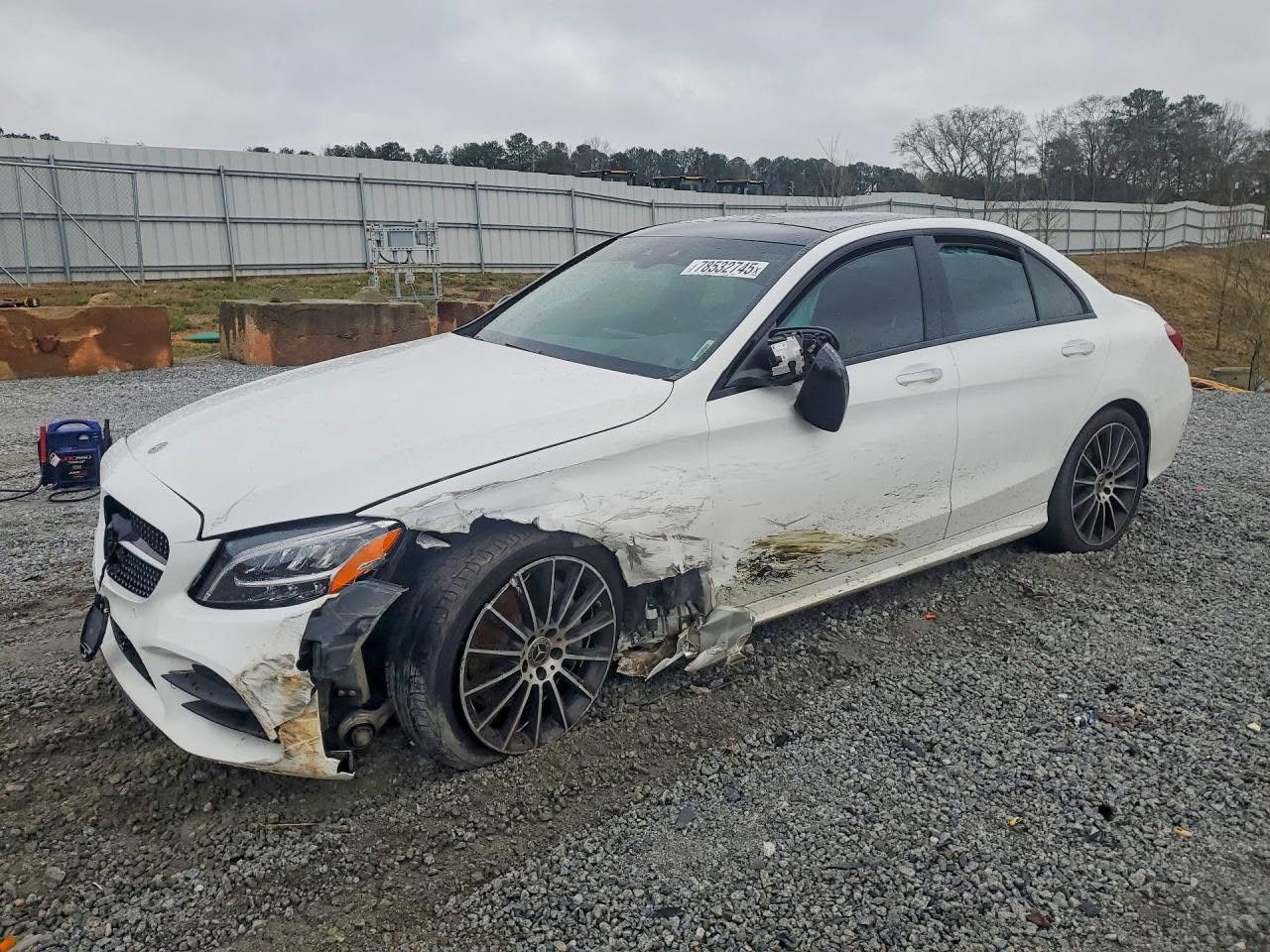 Mercedes C300 2020 — 11,800$