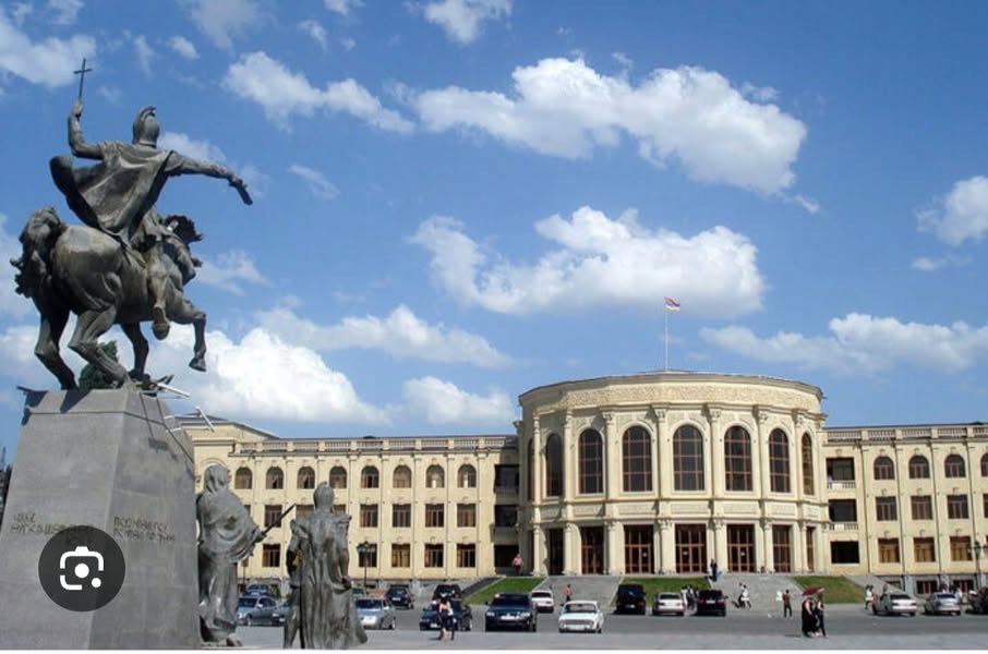 Պորում եմ ջրագծերի կանալիզացիայի ավտոյի յամկաների