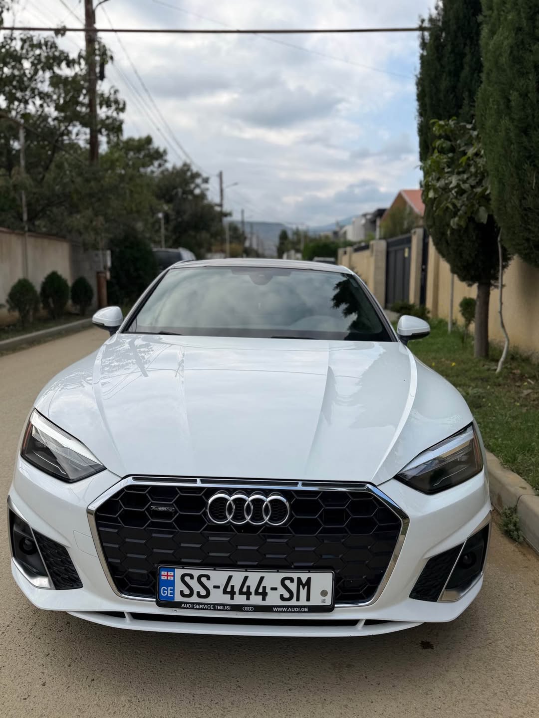 Audi A5 2022 — 25,500$