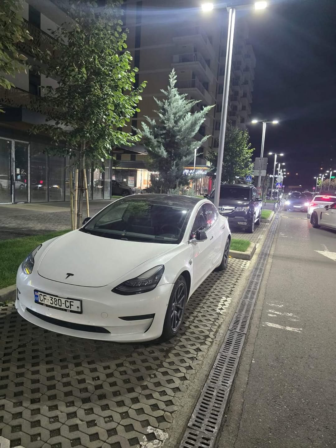 Tesla Model 3 2020