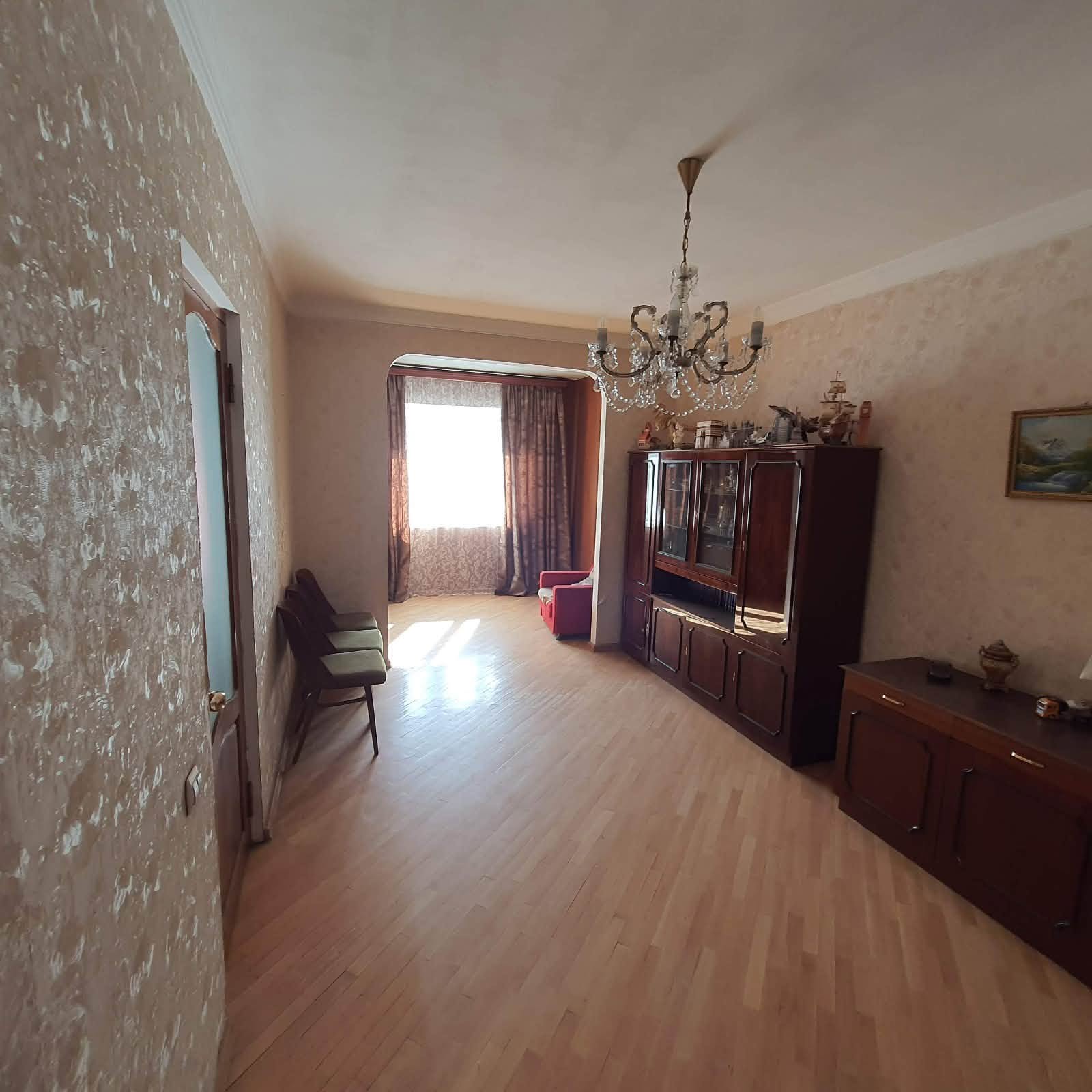 Mənzil satılır, Rustavi — $86,000
