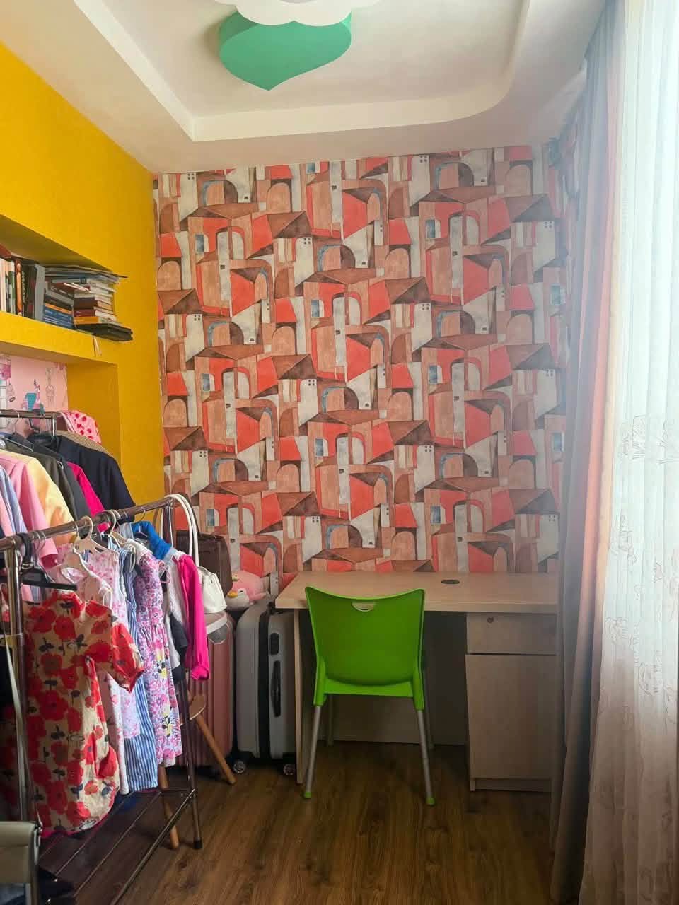 Վաճառվում է բնակարան, Թբիլիսի