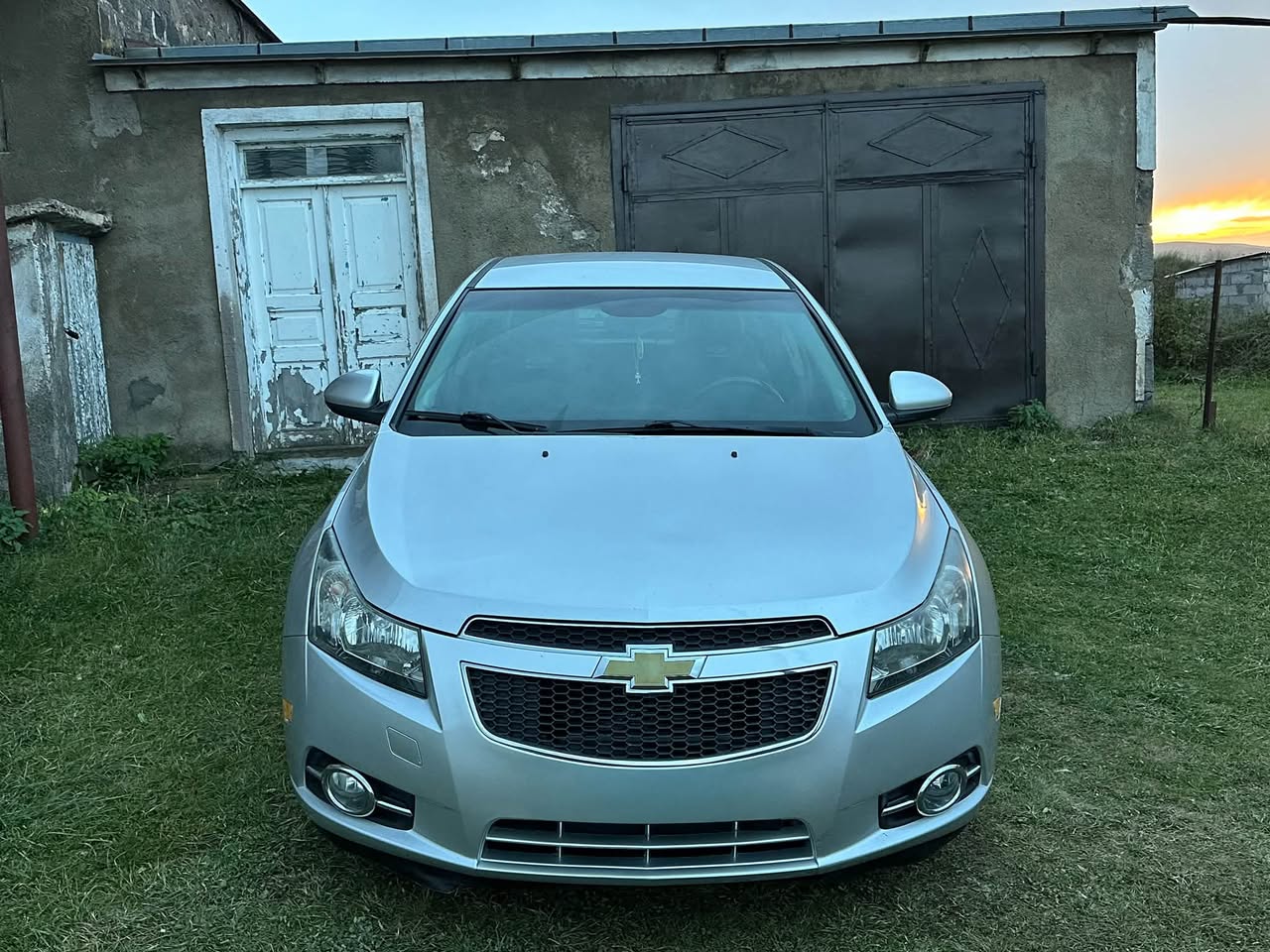 He bought a car for 190,000 km in 2015 with a 1.4 turbo engine.