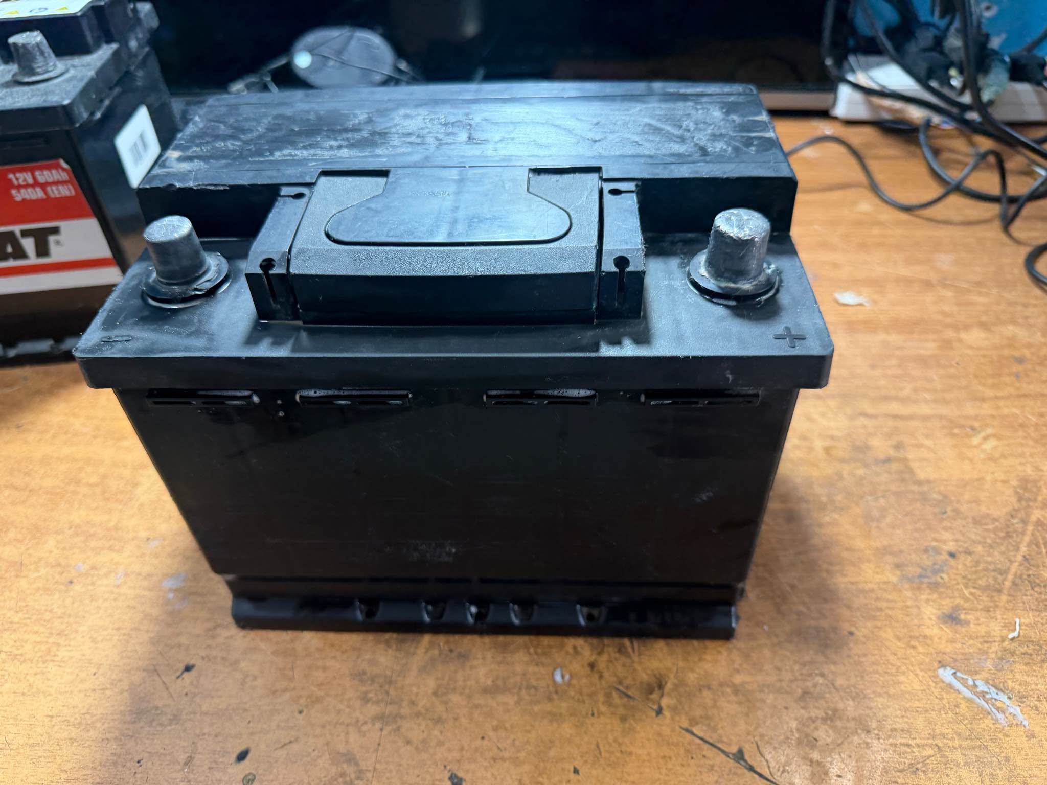 60 amperlik ideal avtomobil akkumulyatoru - 110₾
