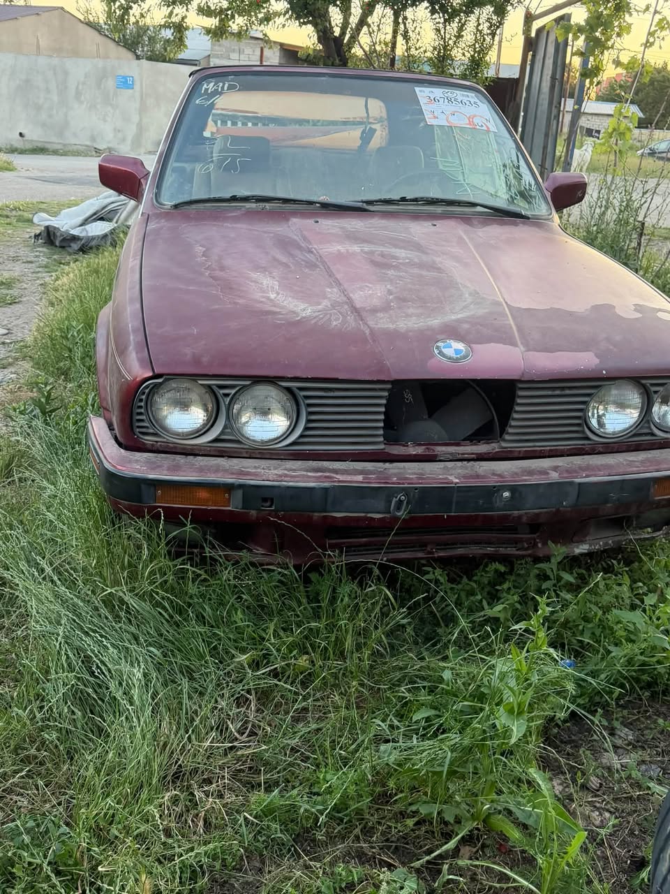 BMW E30