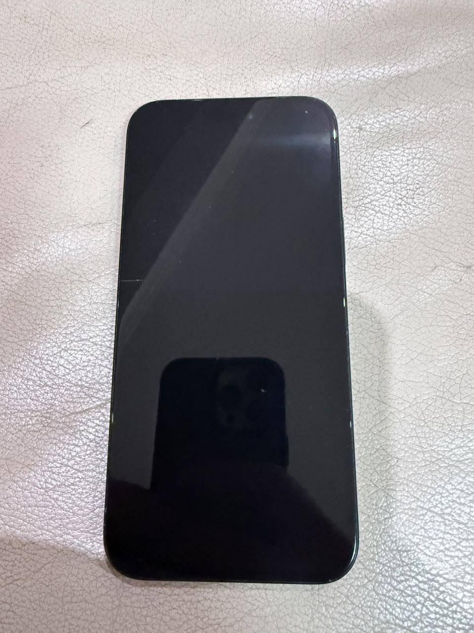Продаётся 16 Pro и 16+ идеал