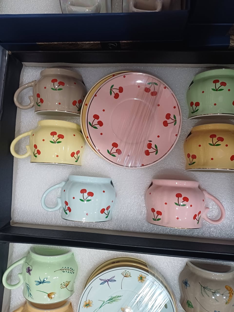 Tea service with cherry painting