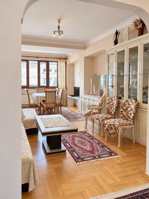 3 otaqlı mənzil icarəyə verilir, İrəvan - 350,000 ֏