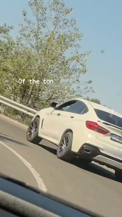 BMW X6 2018 — 14,500$