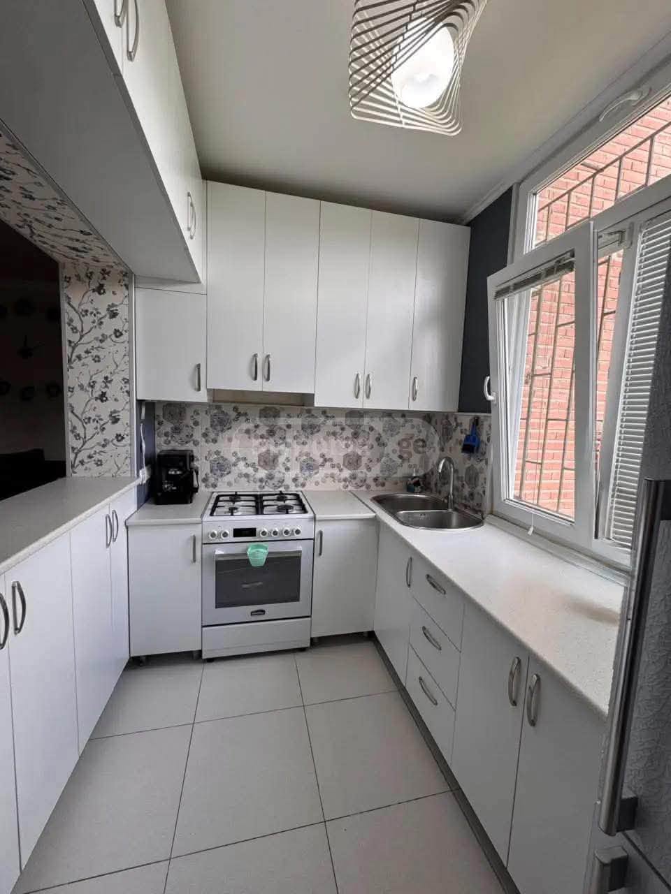 2 otaqlı mənzil satılır, Qütbə — $75,000