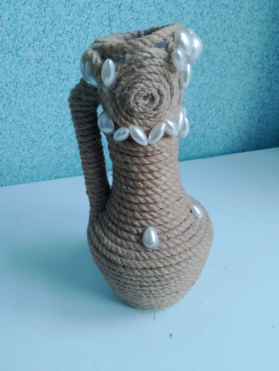 İple sarılı dekoratif saksı