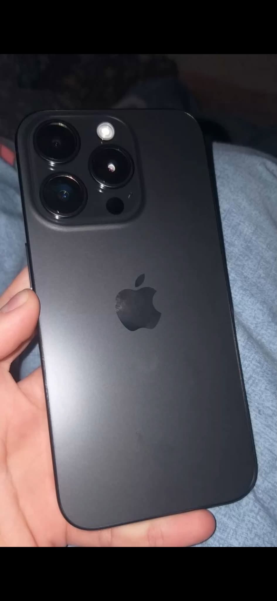 Продаётся iPhone 15 pro 256 GB