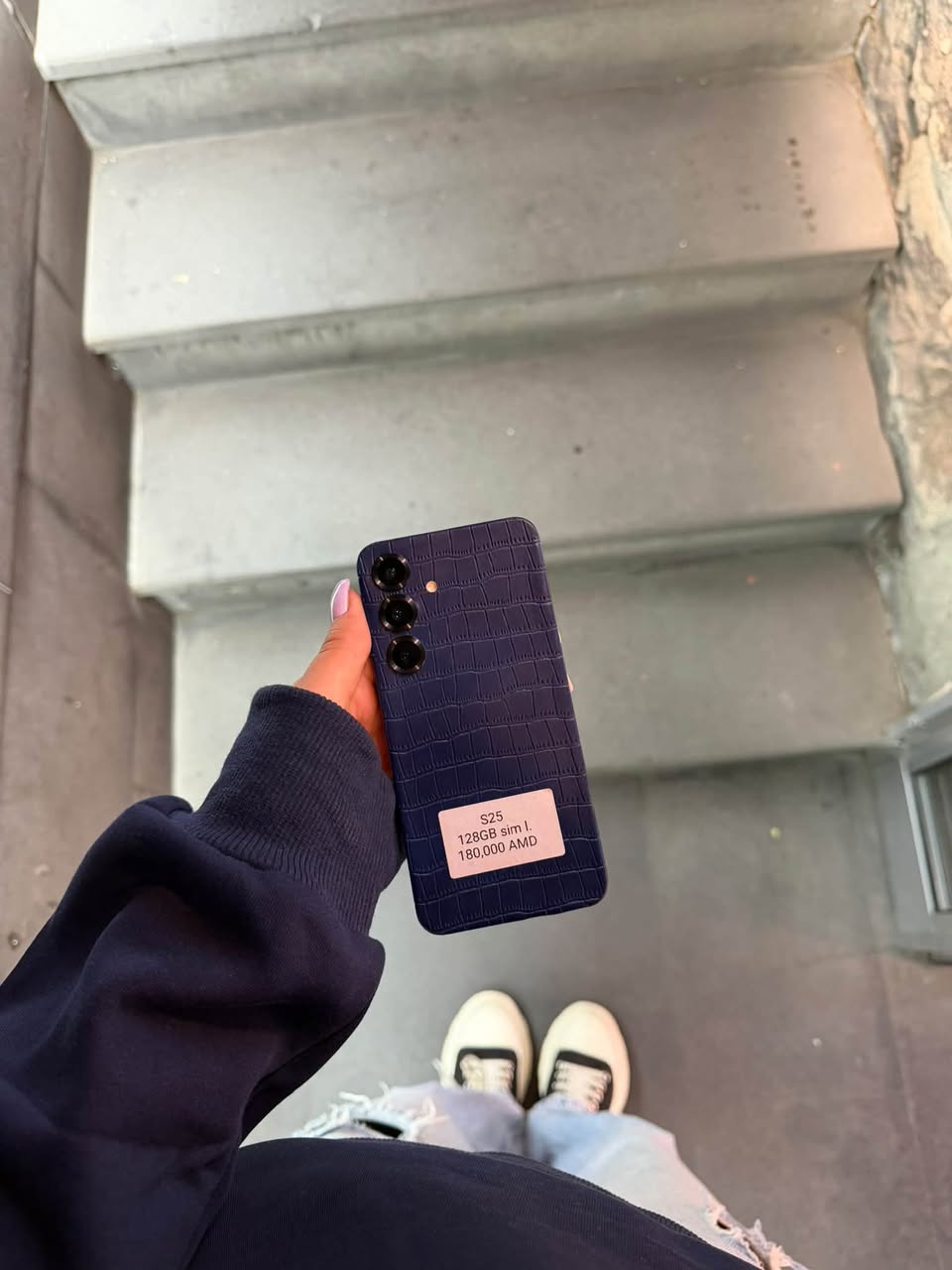S 25 128 gb sim 180.000💸