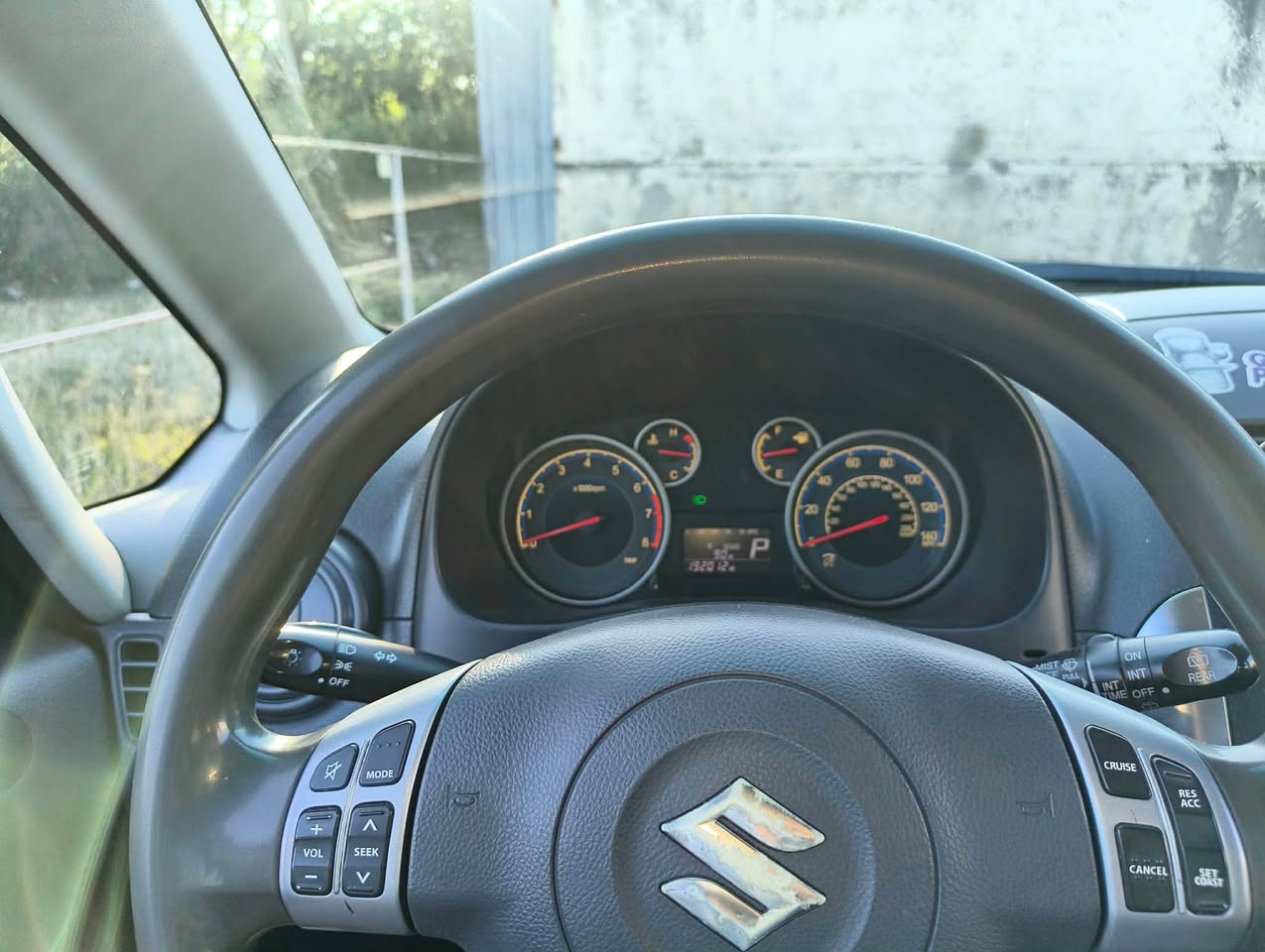 Сузуки SX4 2011