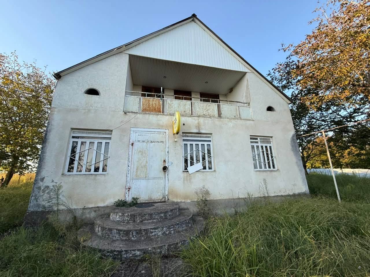 Տուն, Զեստափոնի
