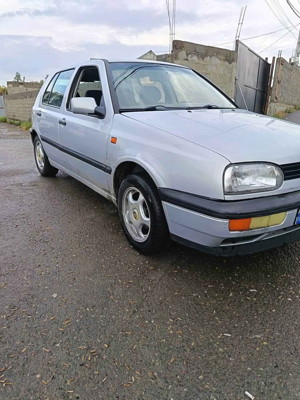 გოლფ 3 1994 — 3,600₾