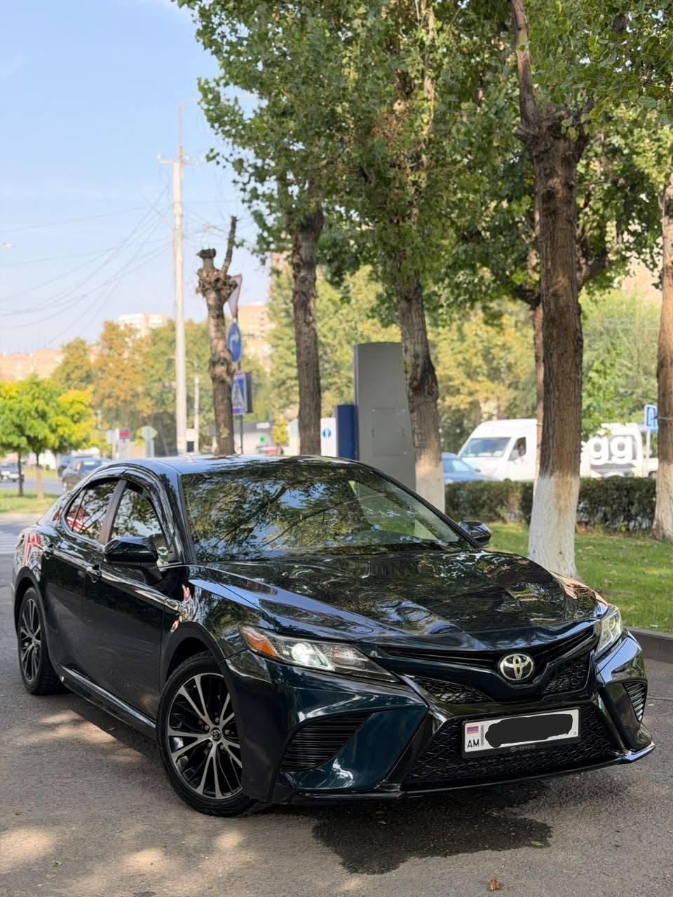 Toyota Camry 2018 — 17,300$