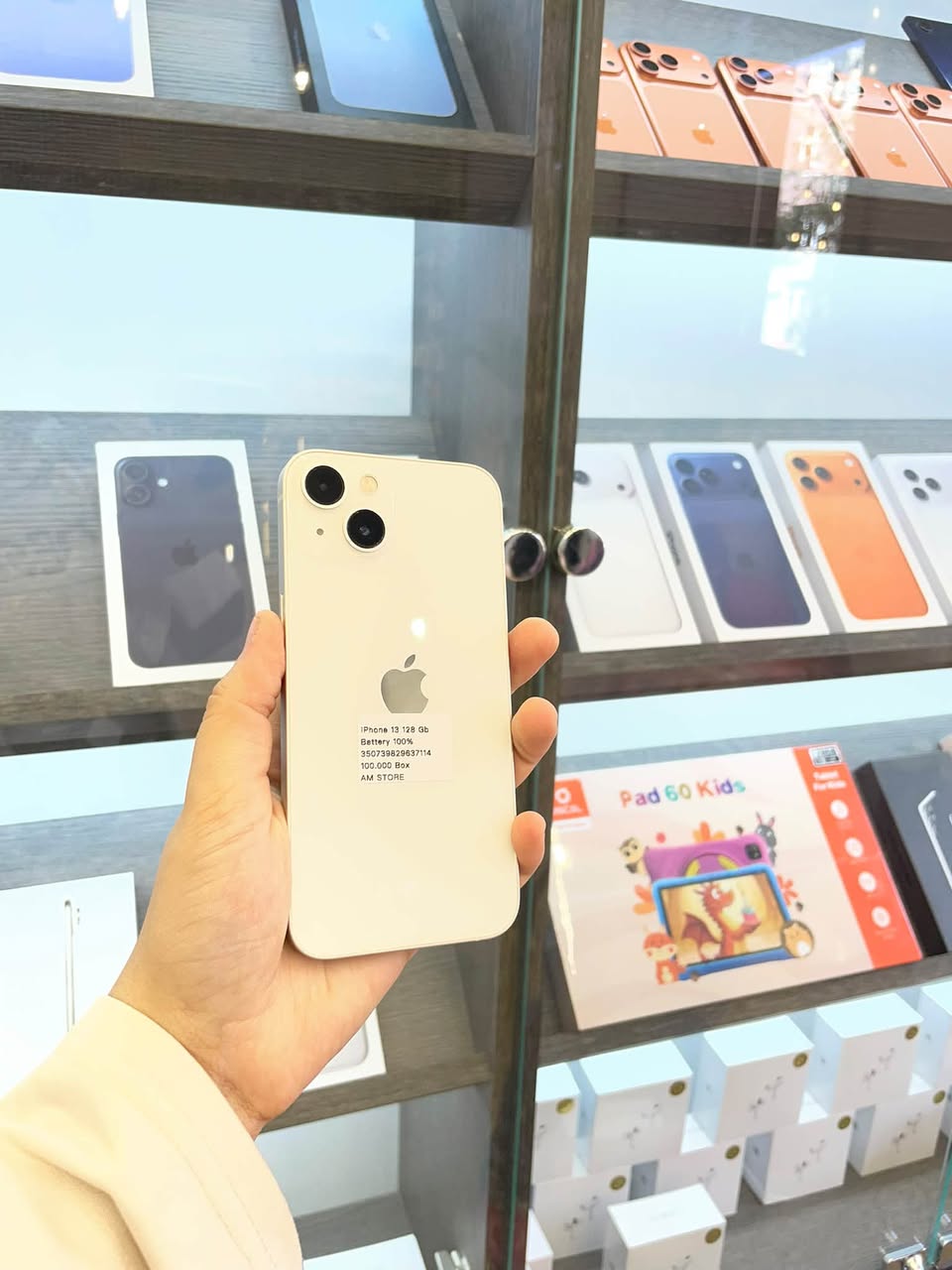 65.000 IPhone 13 Экран поцарапан на 74%