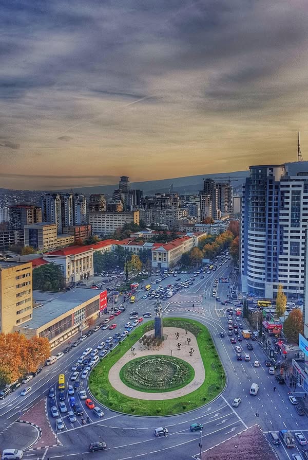📢 Vakansiya stomatolojiya klinikasında Saburtaloda yerləşən