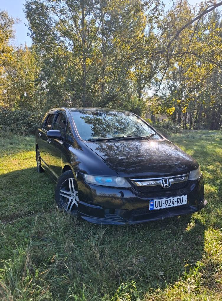 İl 2004. Mühərrik 2.4 təbii qazda. İqtisadi. Mühərrik kolofu - 2,500$