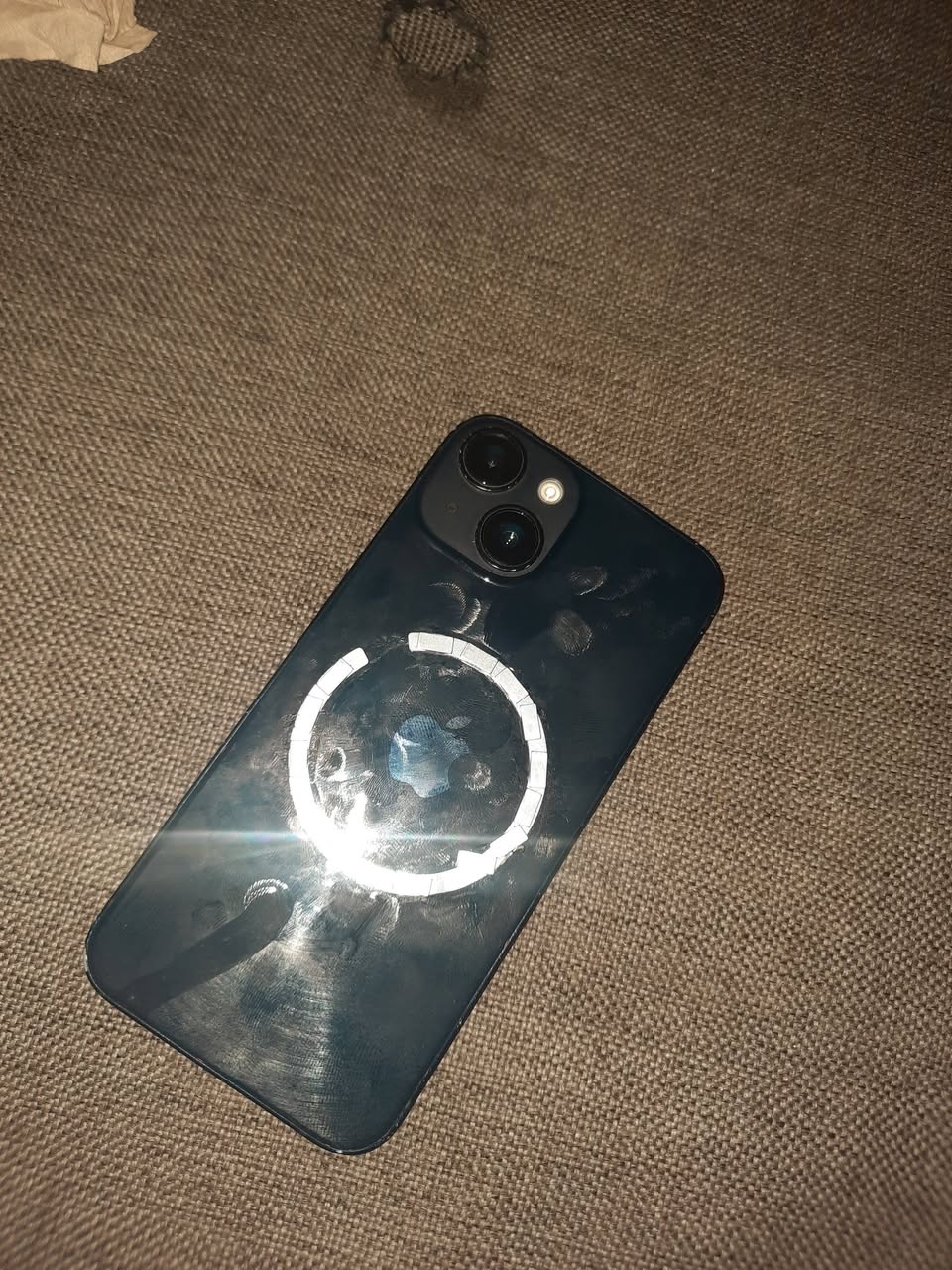 iPhone 14 128GB, akum 87%