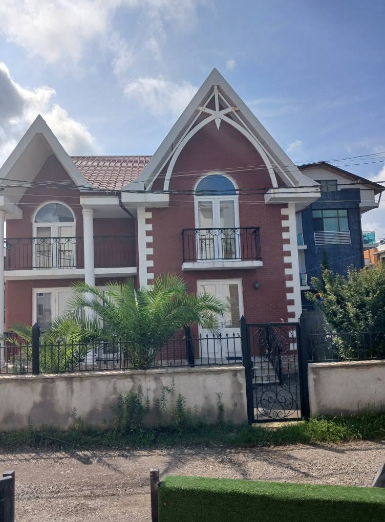 Dənizdən 150 metr məsafədə otel satılır