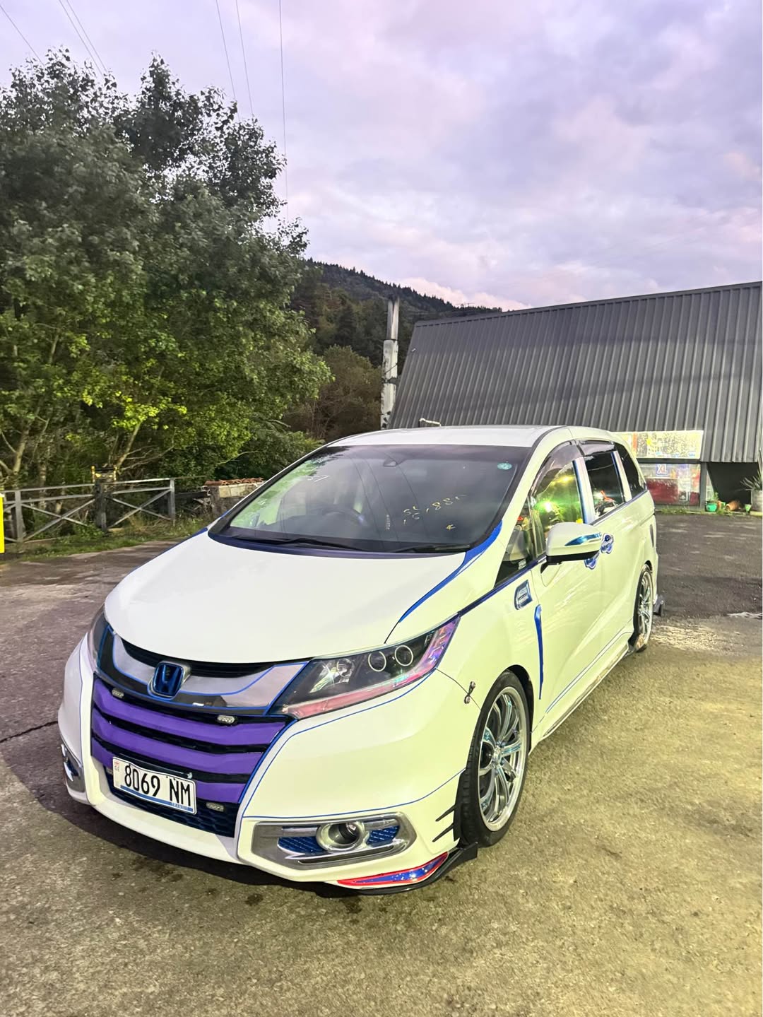 2015 2.4 gasoline Honda Odyssey different — $6,000