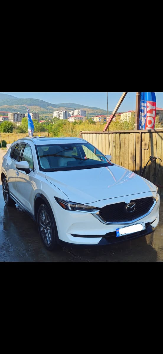 Mazda 2021
