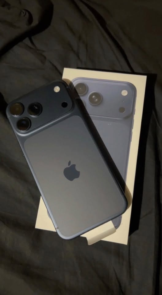 iPhone 17Pro Max satılık, kutusuz - 2,900₾