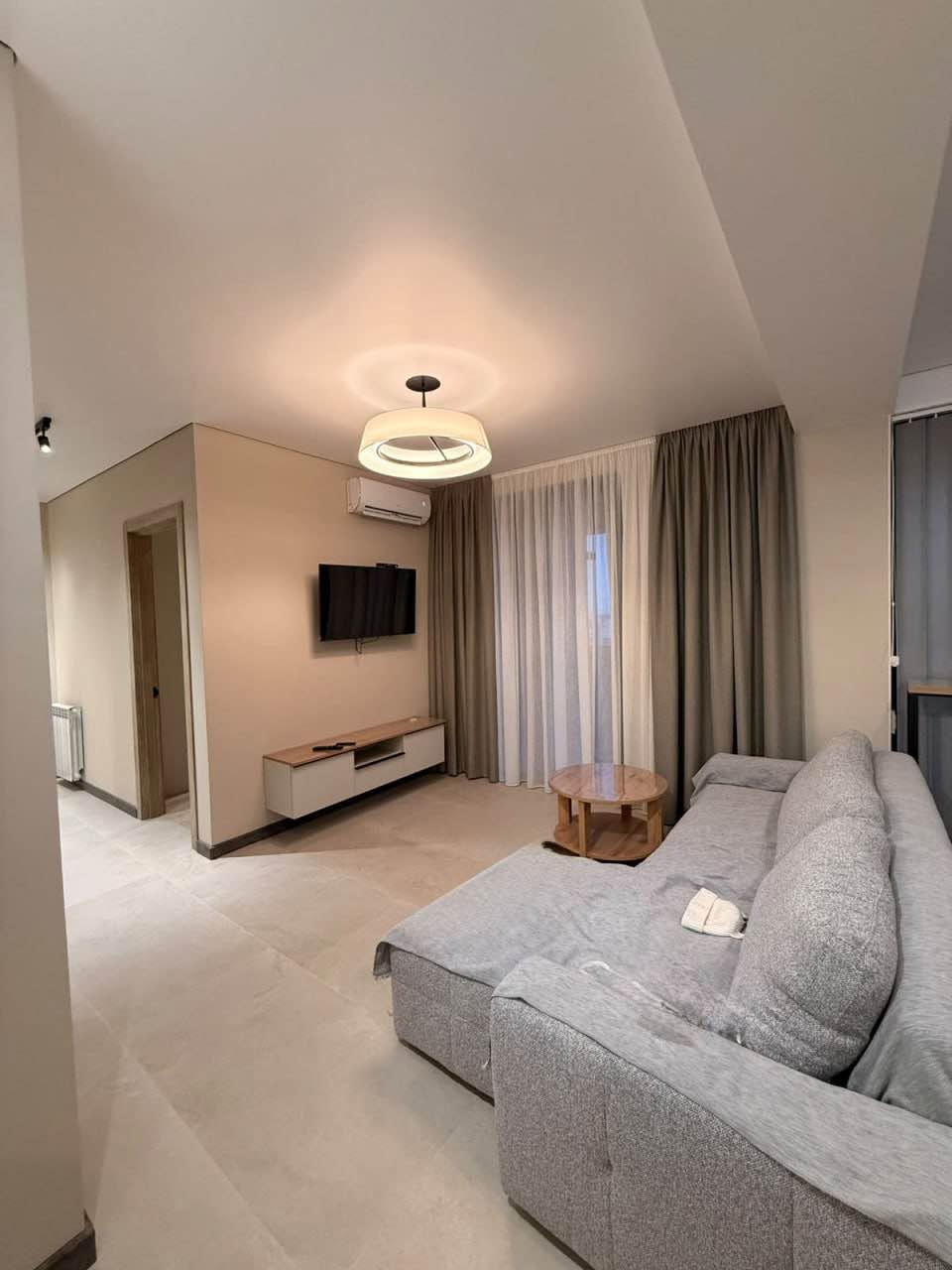 Batum'da kiralık yeni 1+1 daire
