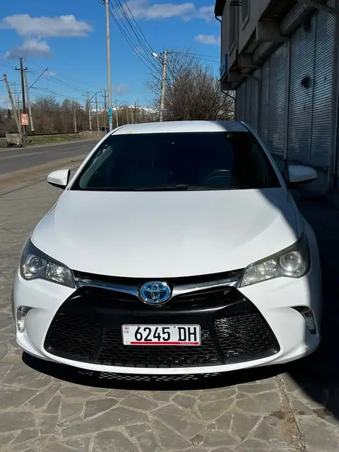 Toyota Camry 2016