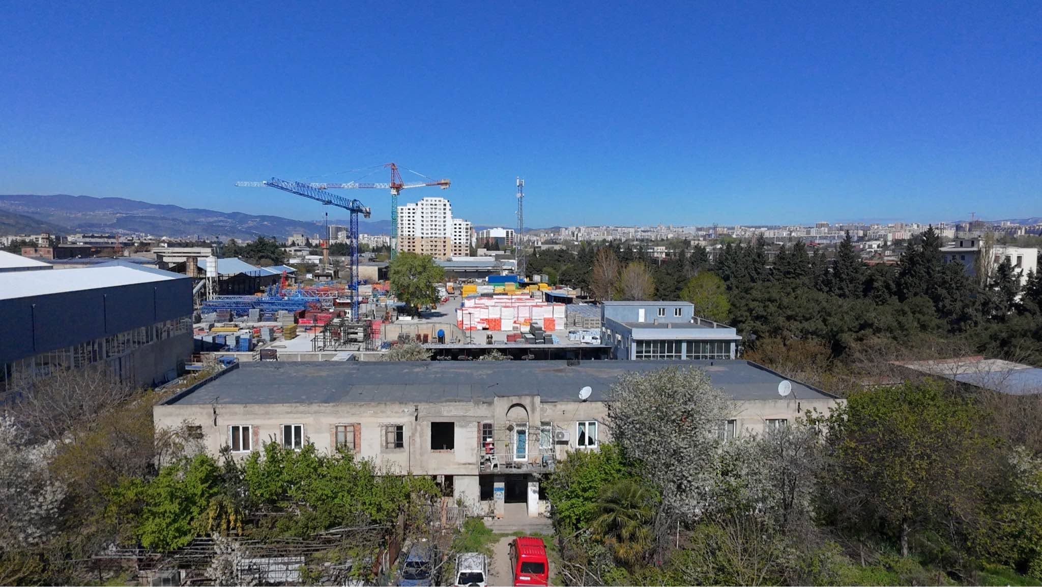 Kommersiya sahəsi, Tbilisi