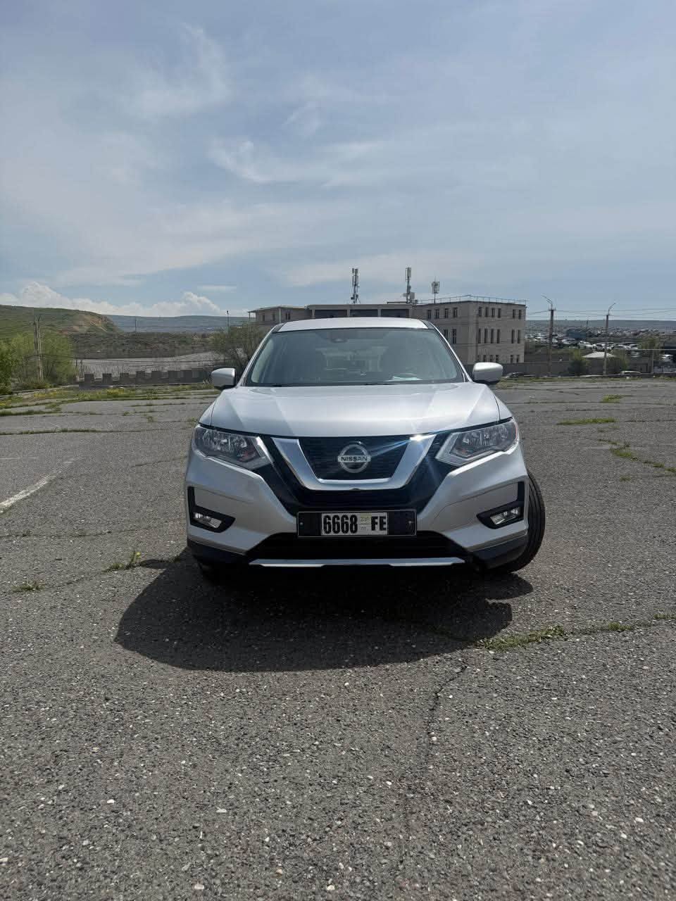 Nissan Rogue 2020